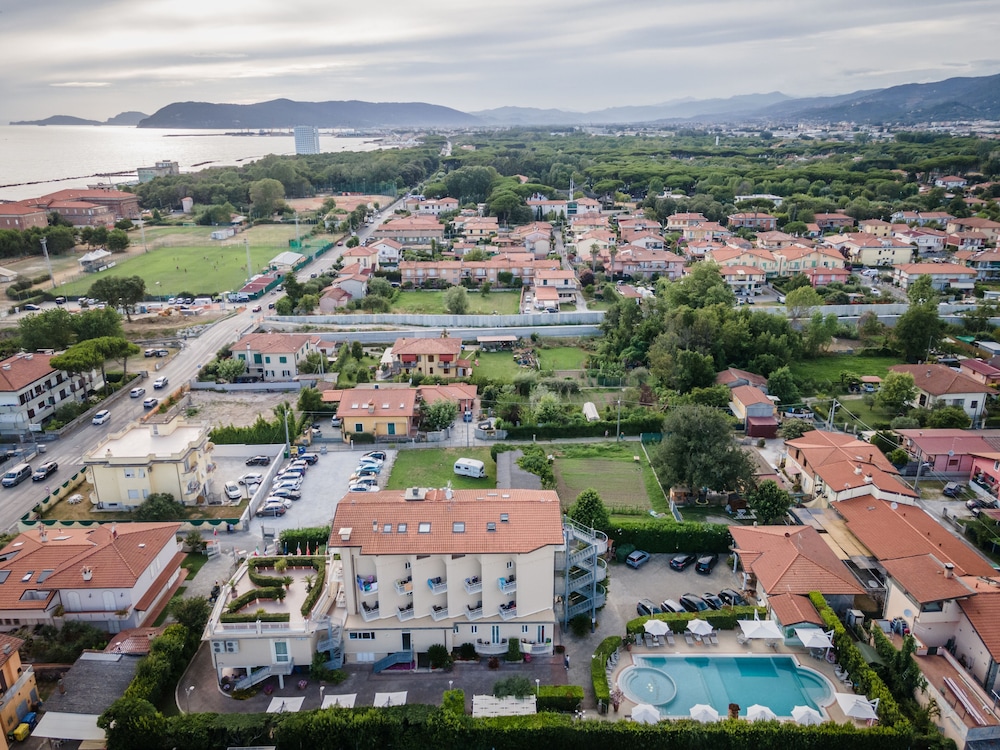 Hotel Villa Tiziana 6/50