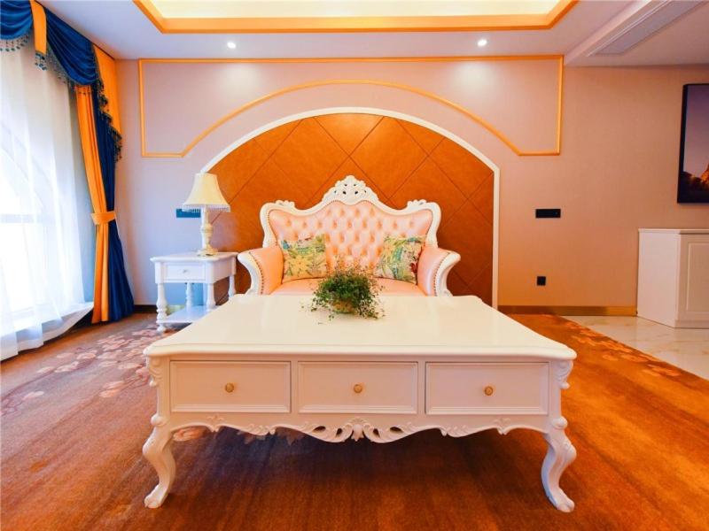 VX Wuxi Jiangyin High-tech Zone Panlongshan Park Hotel 14/18