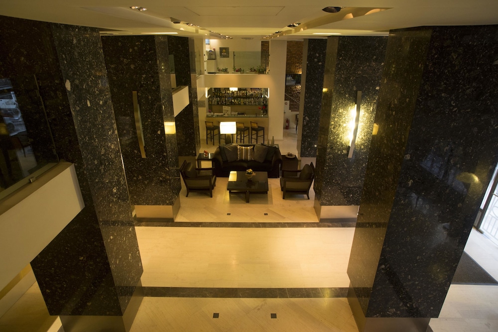 Davitel Tobacco Hotel 3/49