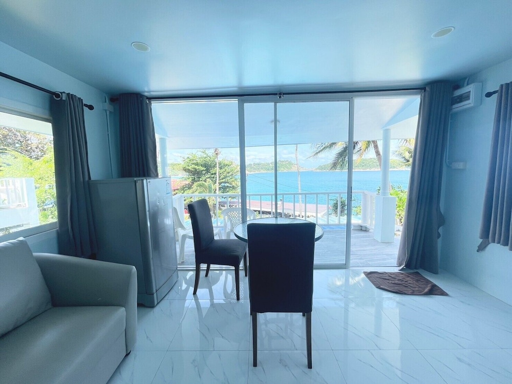 Naiharn On The Rock Resort 28/50