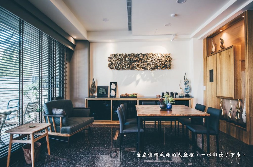 Mambo Boutique Hotel 24/44