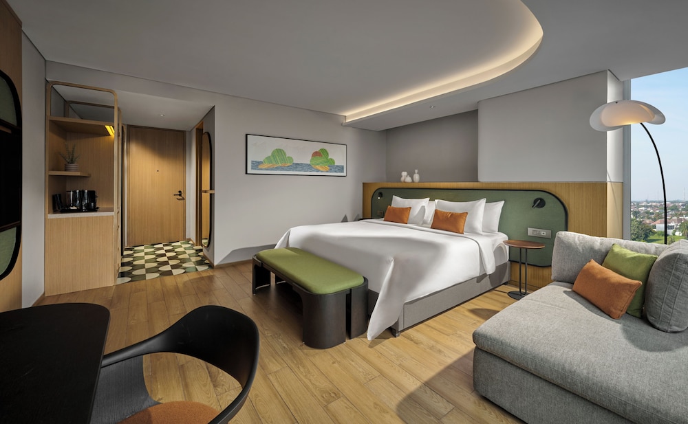 Artotel Living World Kota Wisata 16/55