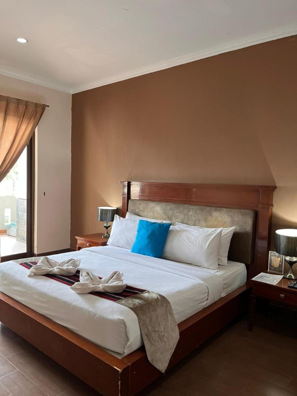 The Acacia Hotel Anyer 9/41