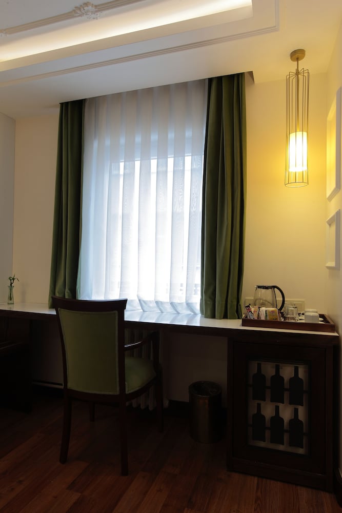 Niles Hotel Istanbul Special Class 36/50