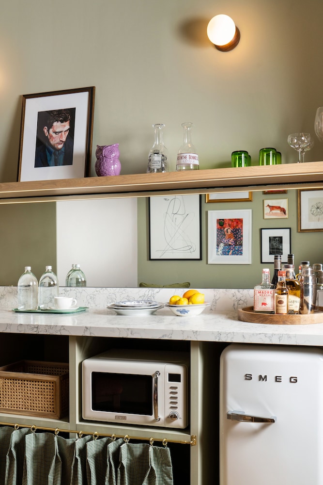 Palihouse Hyde Park Village 44/50