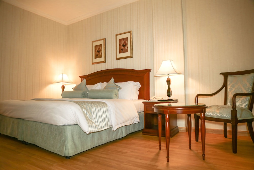 فندق سويس انترناشونال الحمراء الدمام(Swiss International Al Hamra Hotel Dammam) 3/20