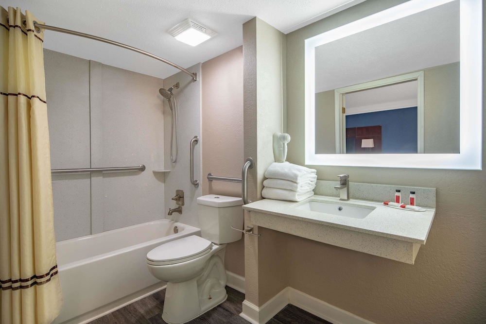 Budget Inn and Suite Atlanta Marietta Stadium 12/22