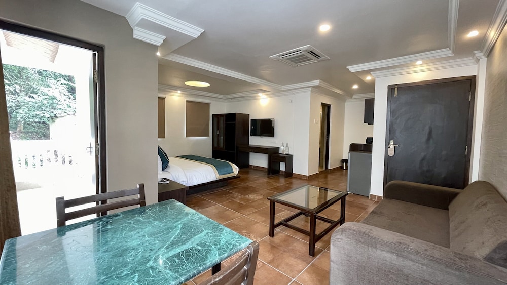 Ziva Suites 16/50