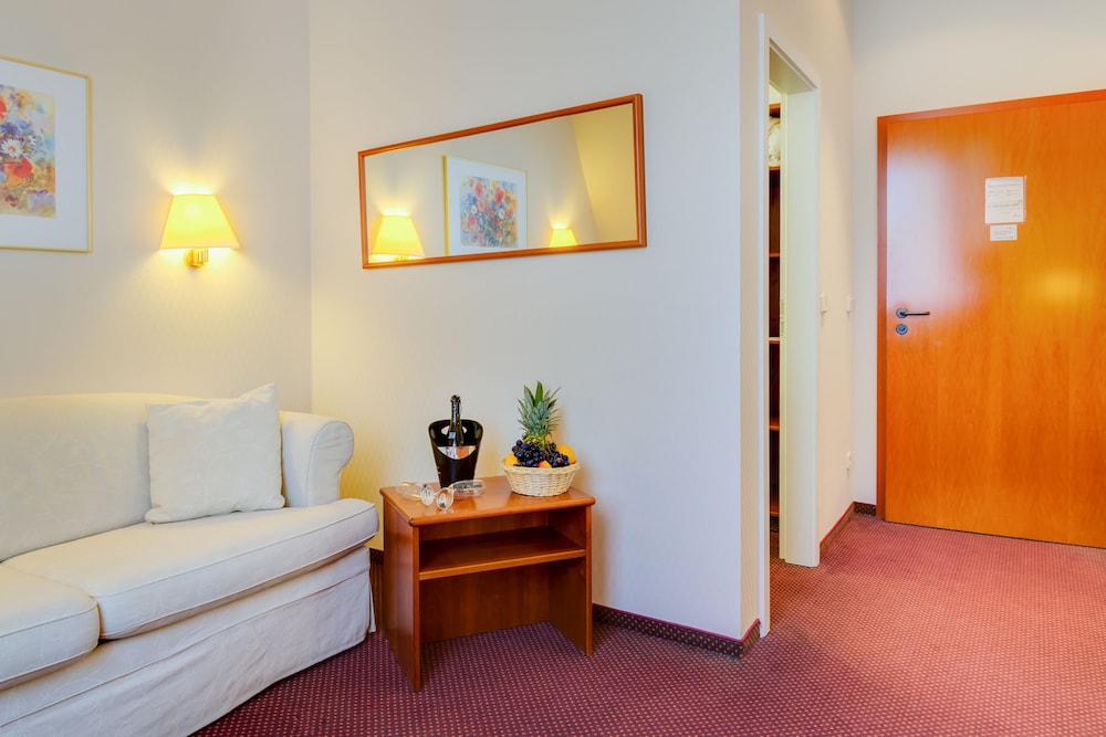 Seehotel Brandenburg An Der Havel 43/70