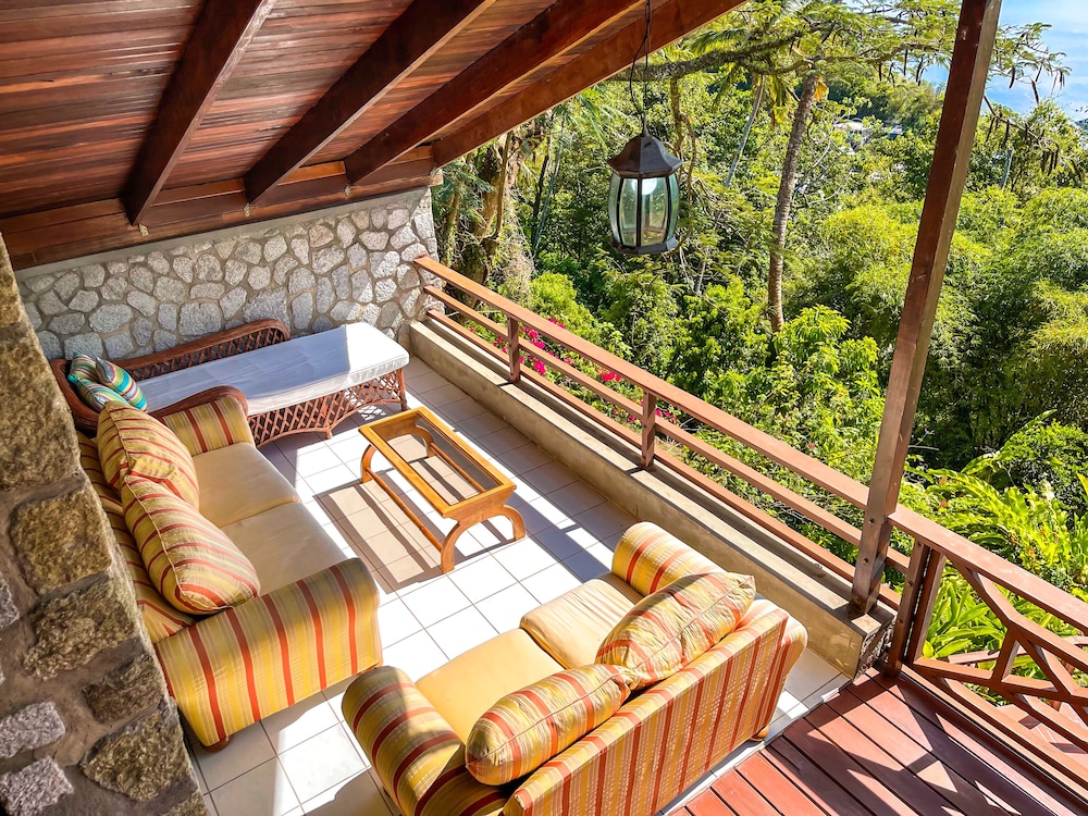 Hermitage Villa 14/46