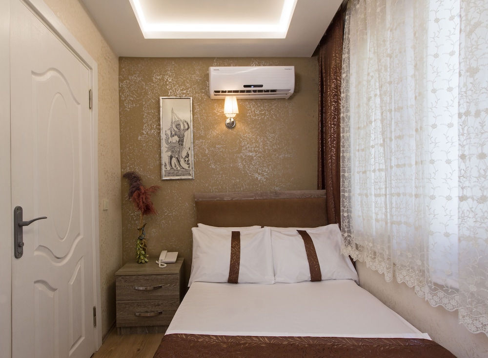 Carvan Hotel 14/55