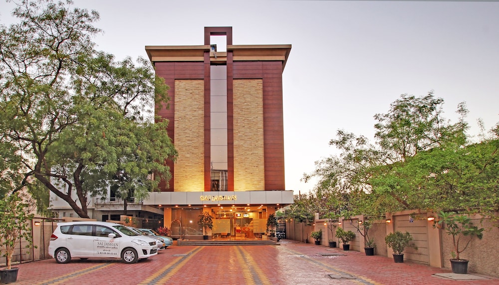 Hotel Sai Jashan 44/50