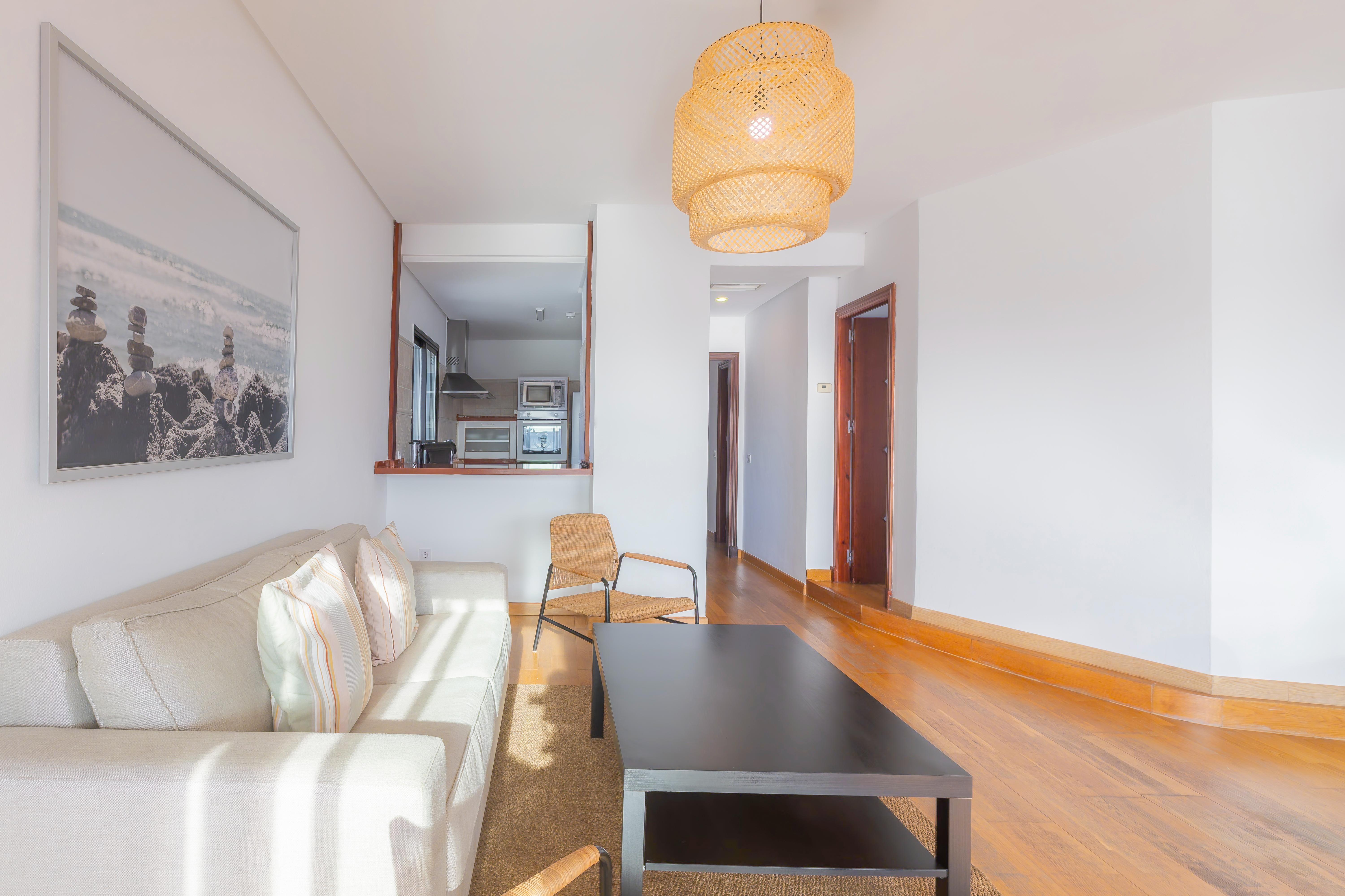 Apt Blueseas Bahia Marina 37/58
