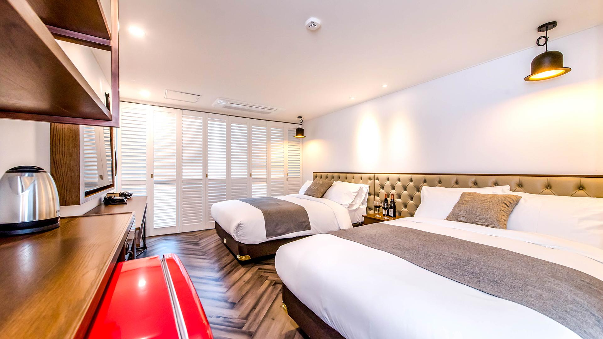 Prince, 2 Double Beds, Village View