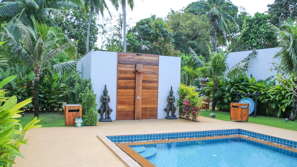 Zee Luxury Boutique Hotel 41/45
