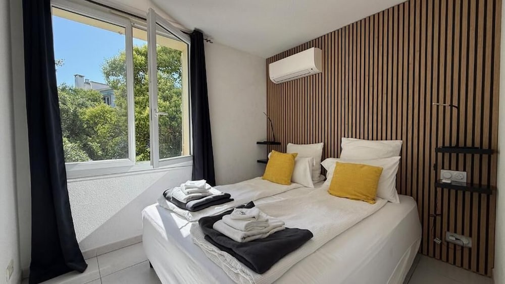 Kimi Residence 13/50