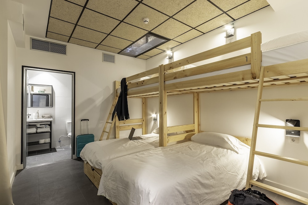 Ekoos Hostel Bilbao 13/50