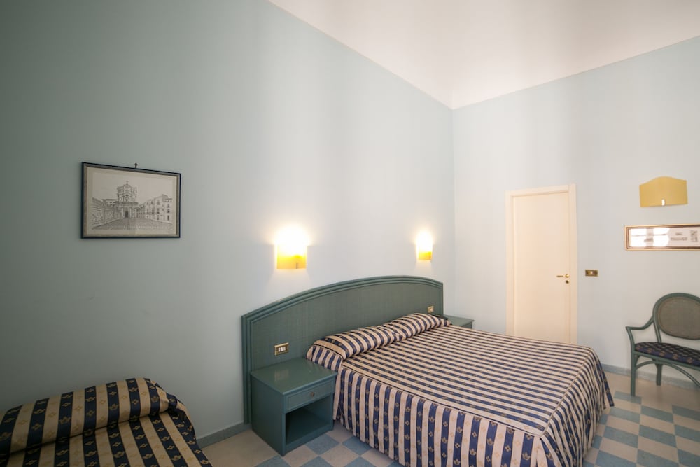 Gran Bretagna Hotel 26/36