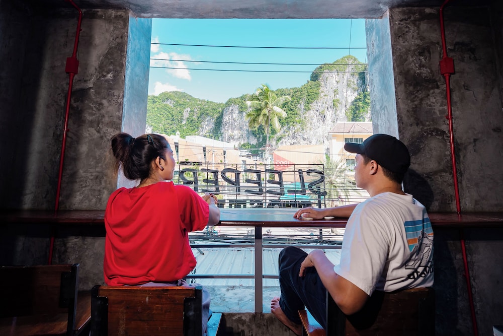 Sleeper Hostel 36/50