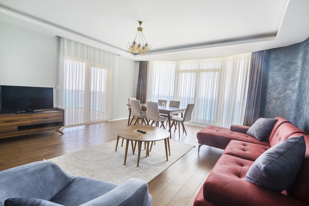 Royal Comfort Hotel 28/50