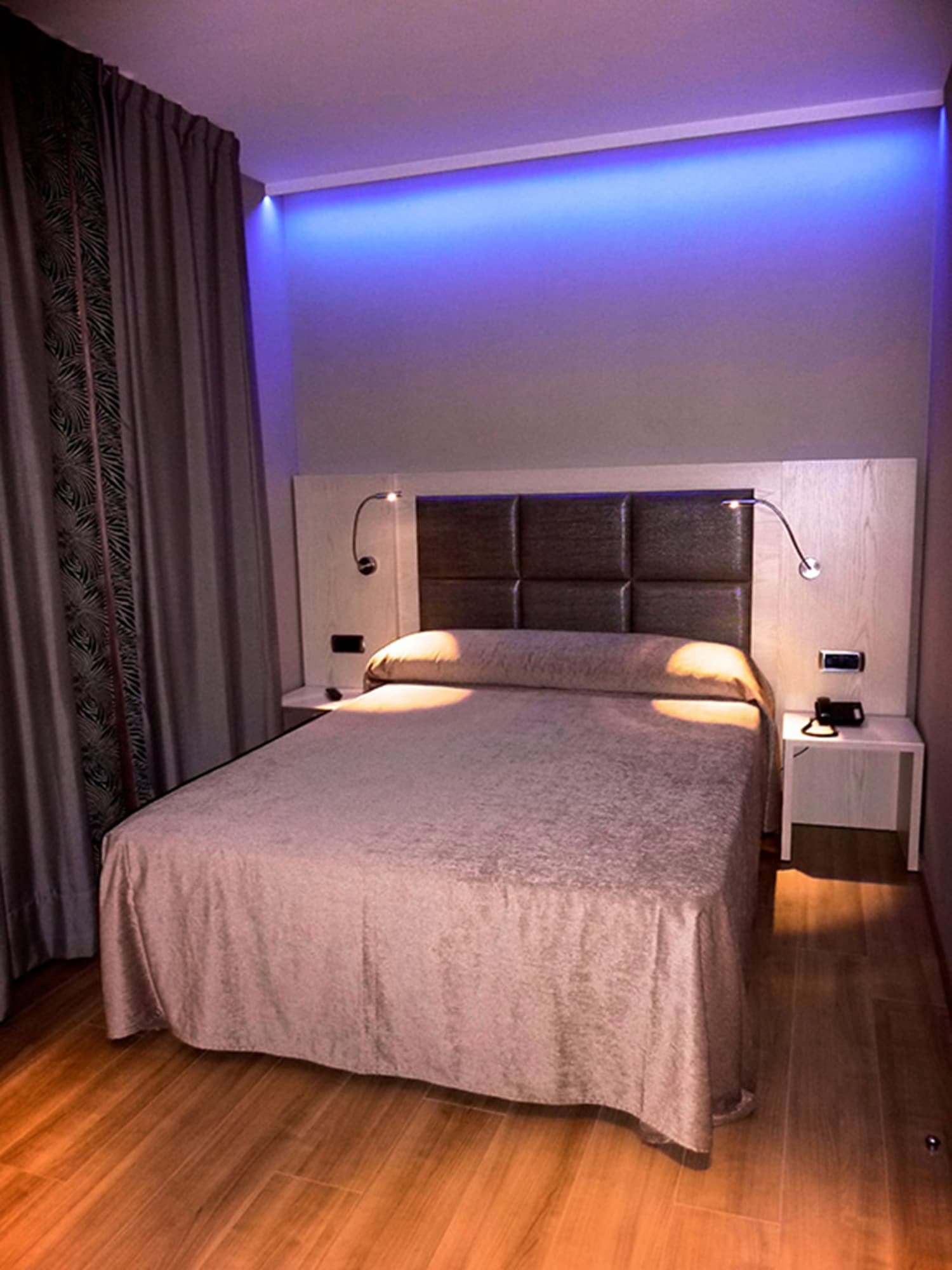 STANDARD, DOUBLE BED