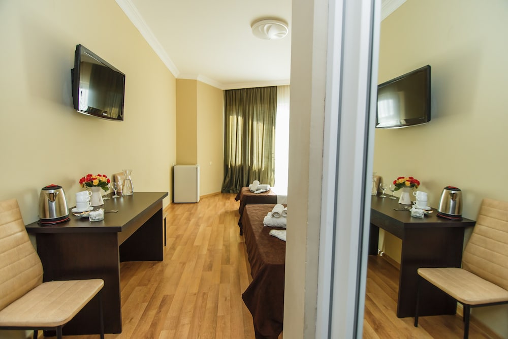 Hotel Egrisi 21/37