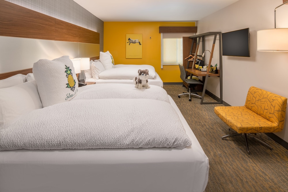 Room, 2 Queen Beds, Accessible