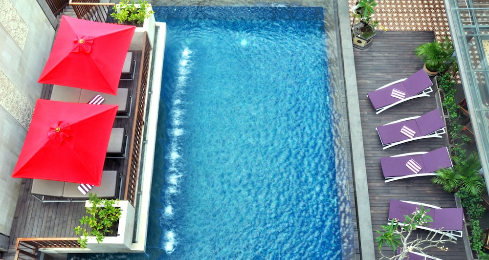 Horison Seminyak 3/77