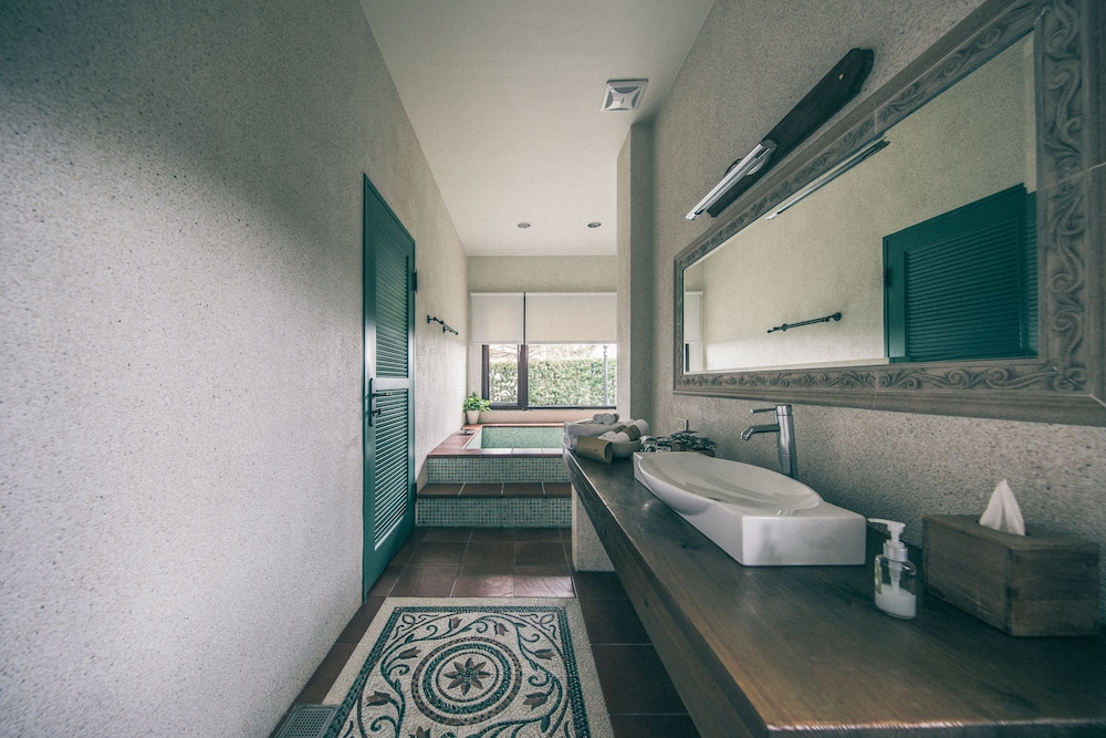 Sunday Home 46/68