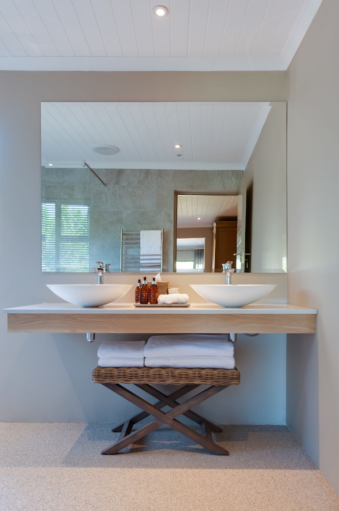 2 BEDROOMS, LUXURY, SUITE