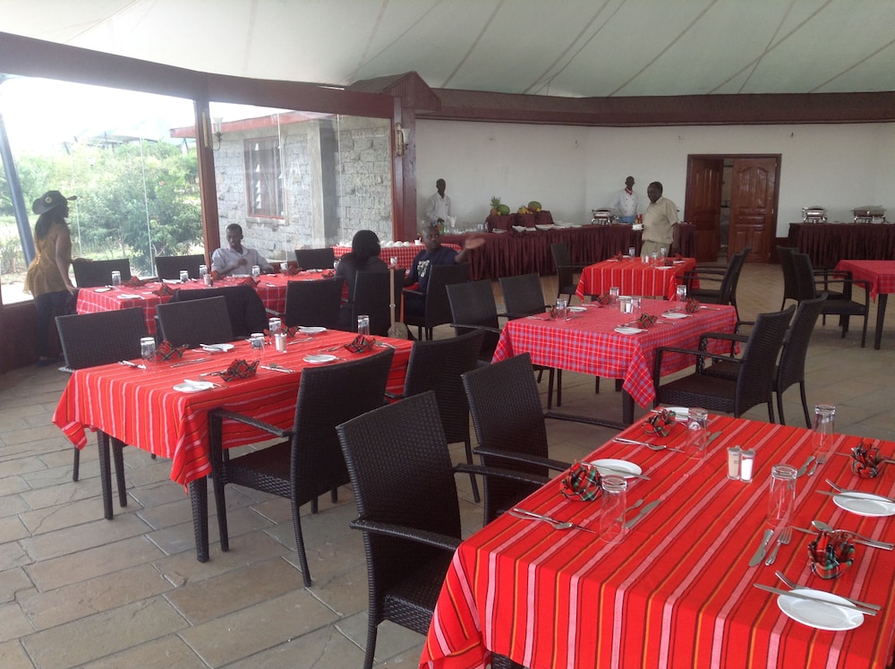 AA Lodge Masai Mara 34/50