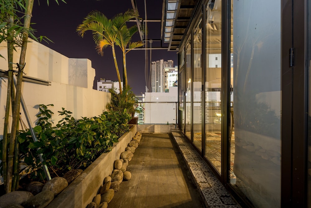 Le House Boutique Hotel 74/79