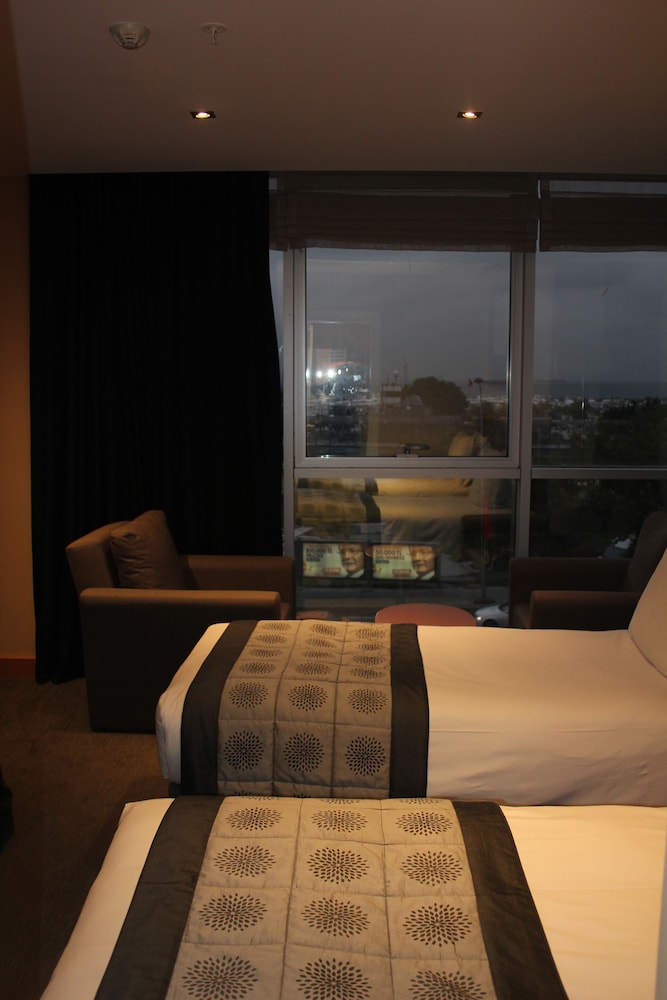 LE MARDE HOTEL 41/62