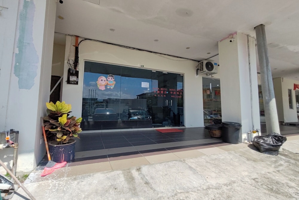 Nova Hotel, Ipoh Tambun 8/33