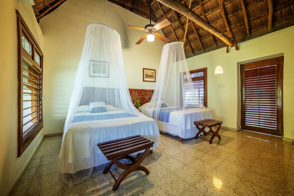 Mayaland Hotel And Bungalows 11/50