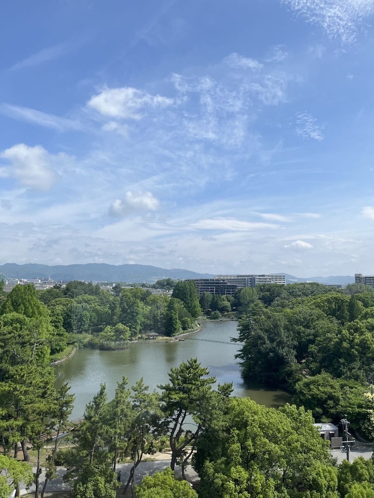 Crystal Hotel Minami Senri 52/54
