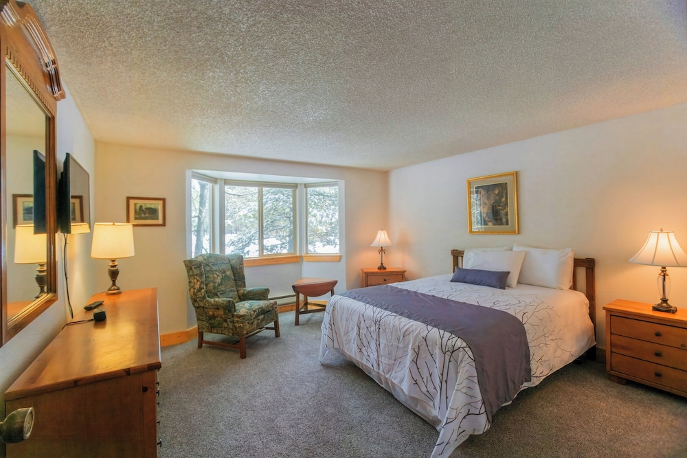Timbers at Island Park Village Resort 21/59