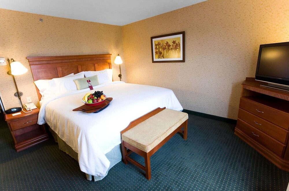ROOM, KING BED, ACCESSIBLE