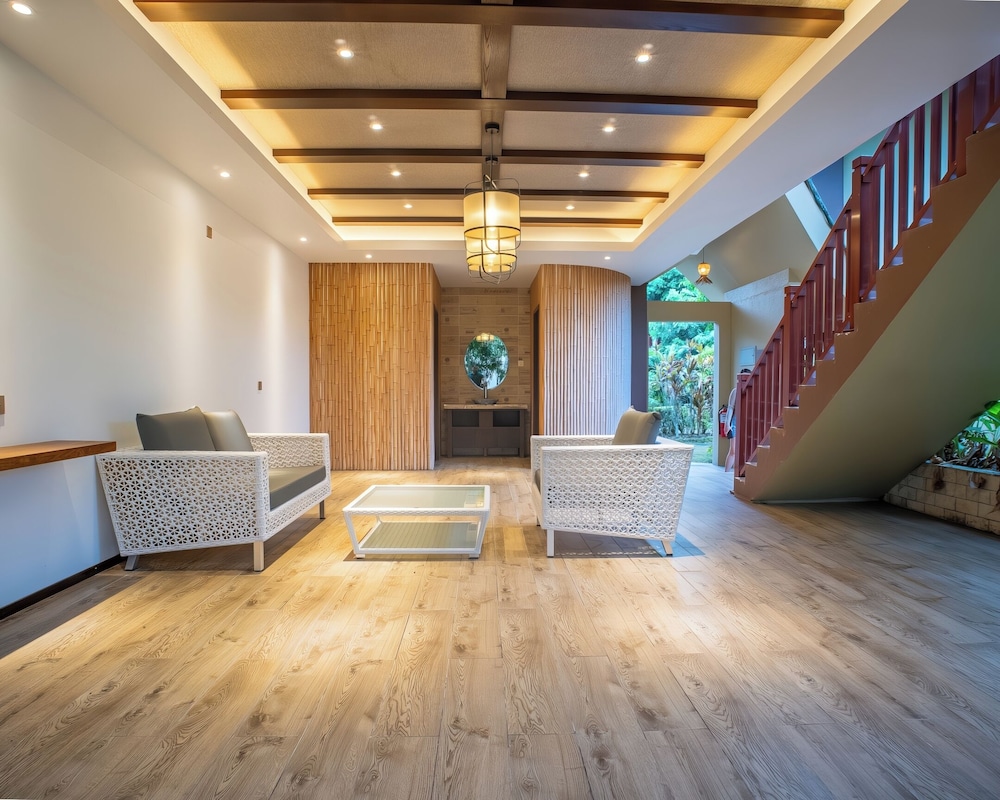 H Resort Bohol – The Coral Cliff by SMS Hospitality 42/65