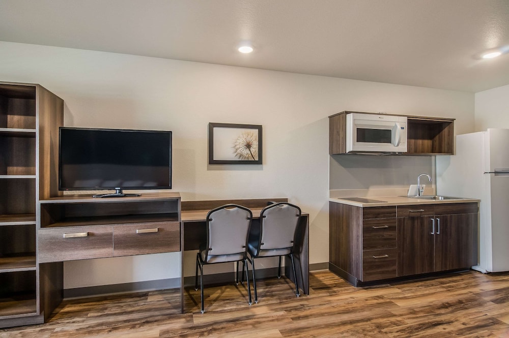 WoodSpring Suites Broomfield - Westminster 53/63