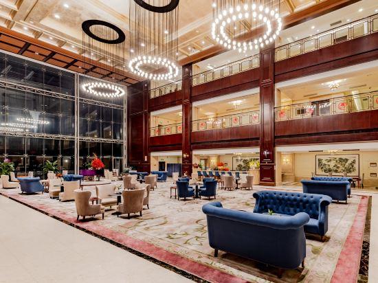Anhui Hotel 17/24