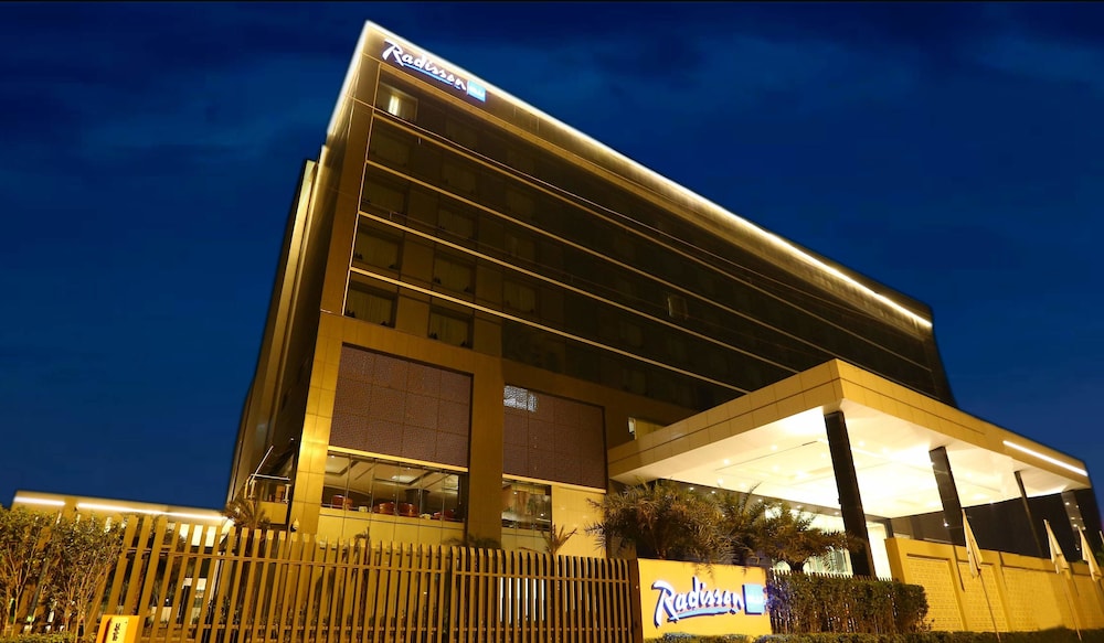 Radisson Blu Faridabad 6/75