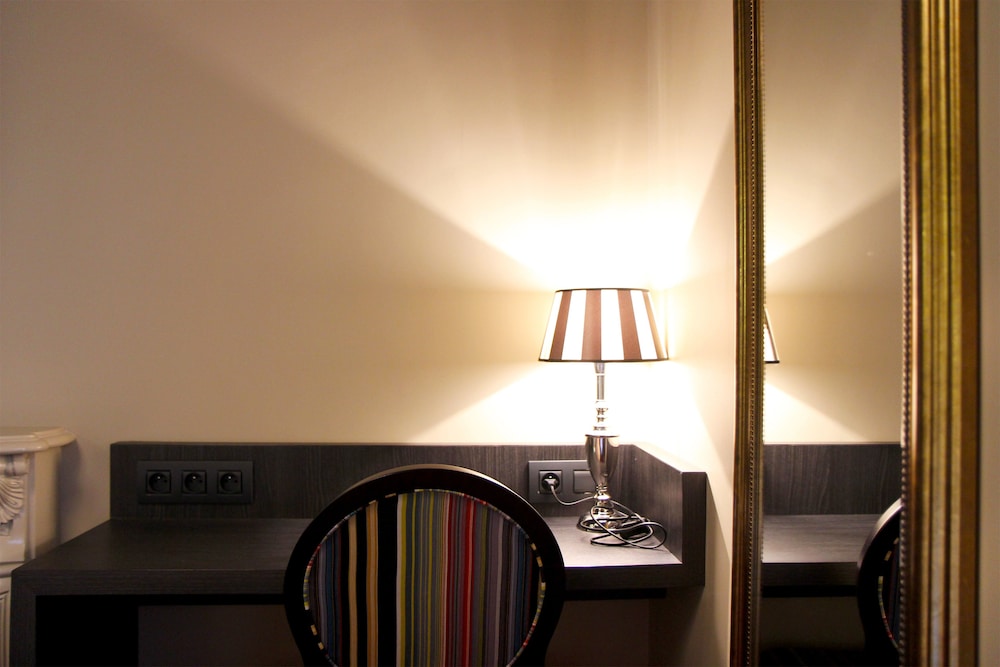 Hotel Le Montmartre Saint Pierre 14/22