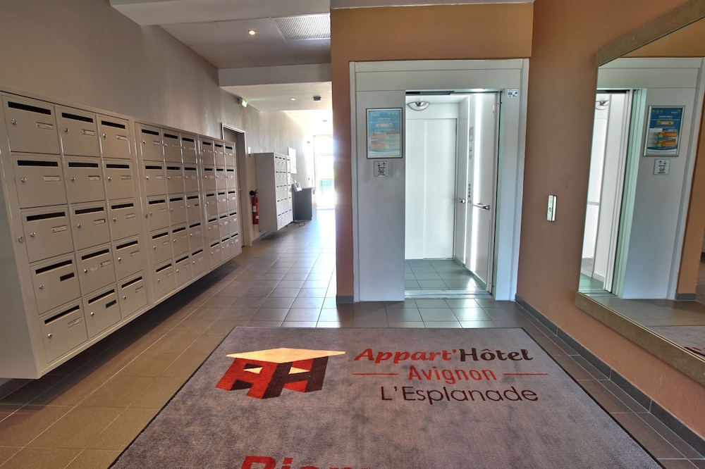 KOSY Aparthotel Campus del Sol Esplanade 37/67