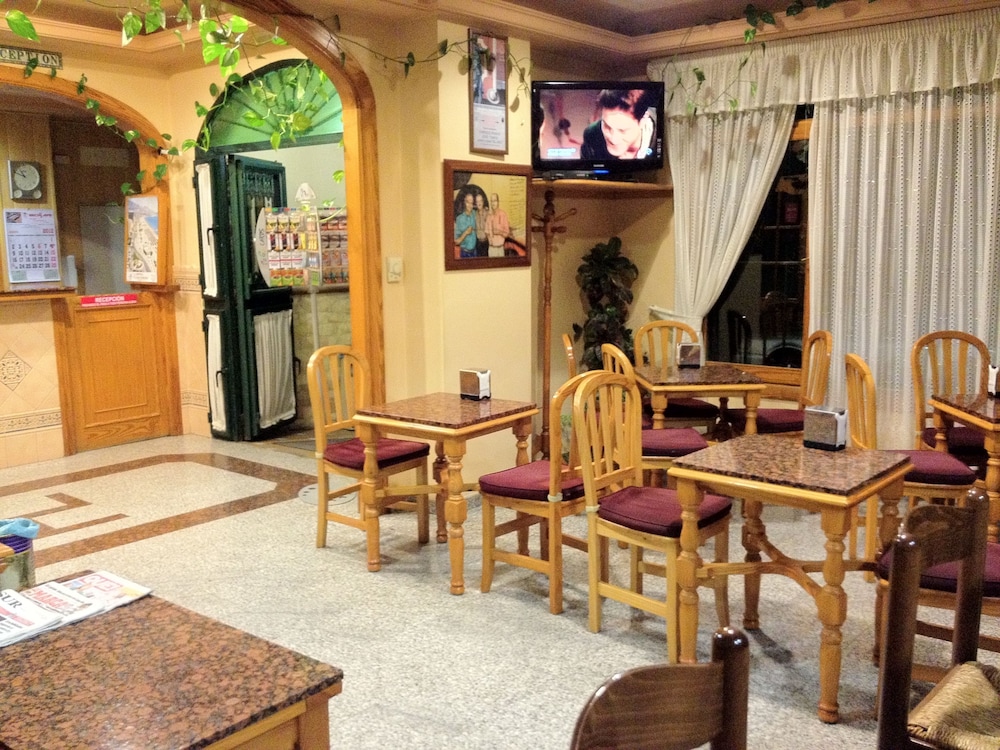 Hostal Los Corchos 28/31
