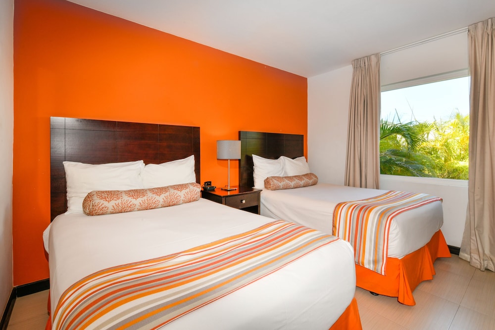 Voco Surfside Aruba by IHG 20/90