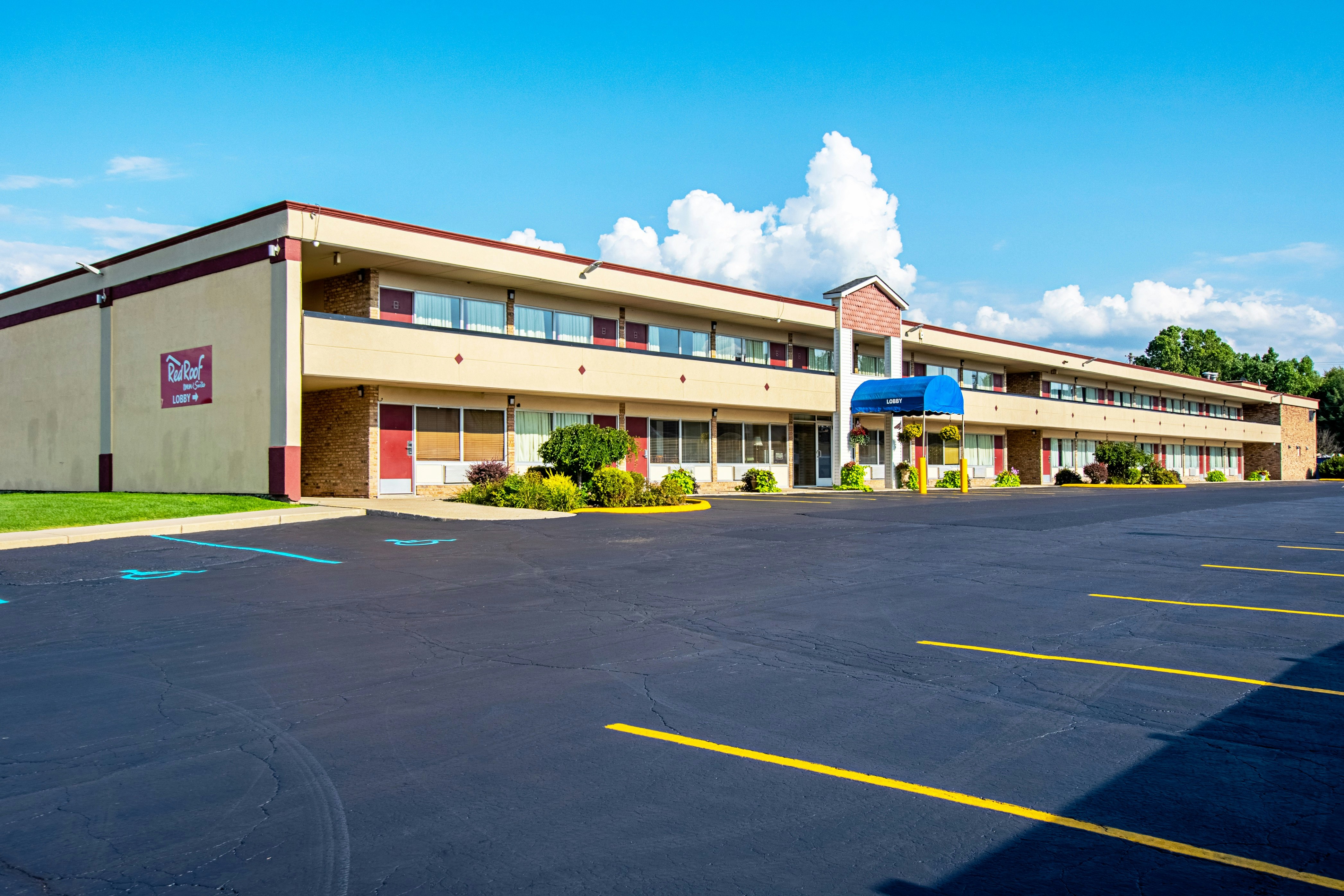 Red Roof Inn & Suites Battle Creek 35/38