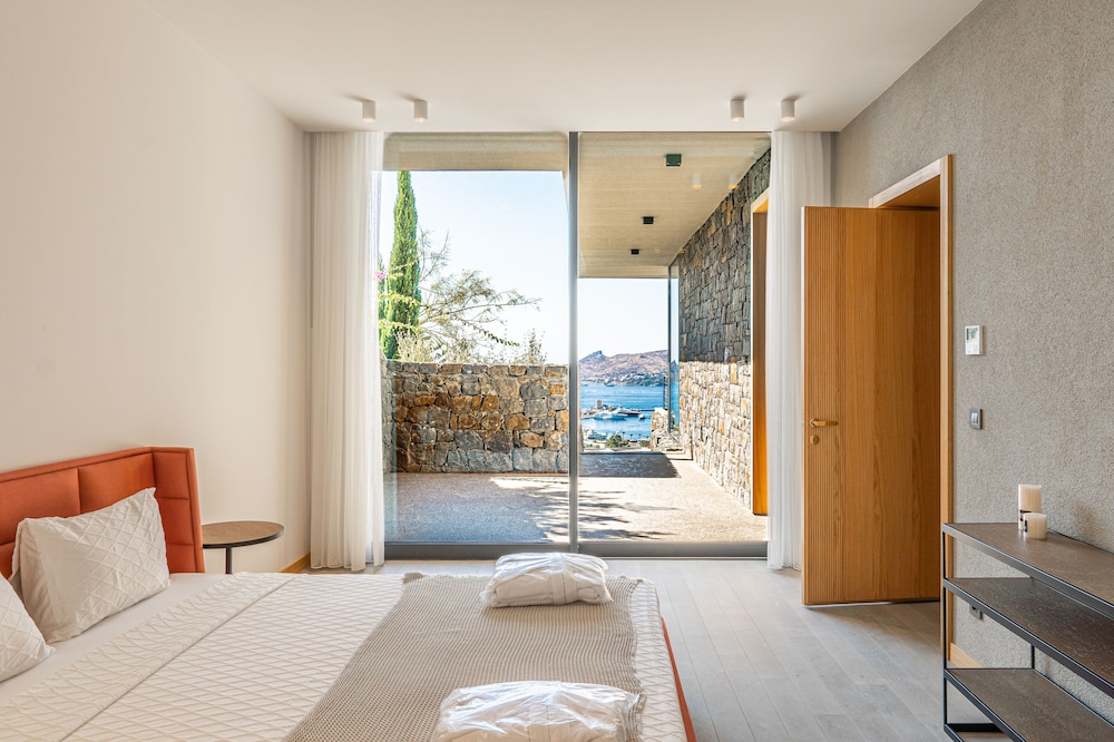 G Beyond Residences & Villas 9/50