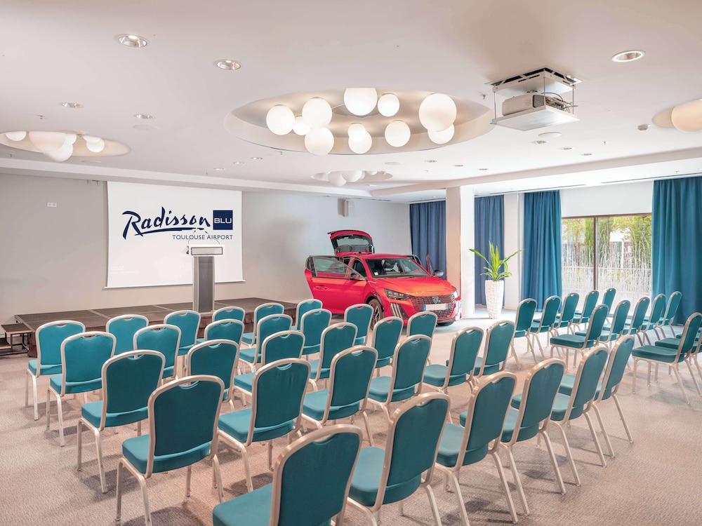 Radisson Blu Hotel Toulouse Airport Formerly Radisson Sas 65/74