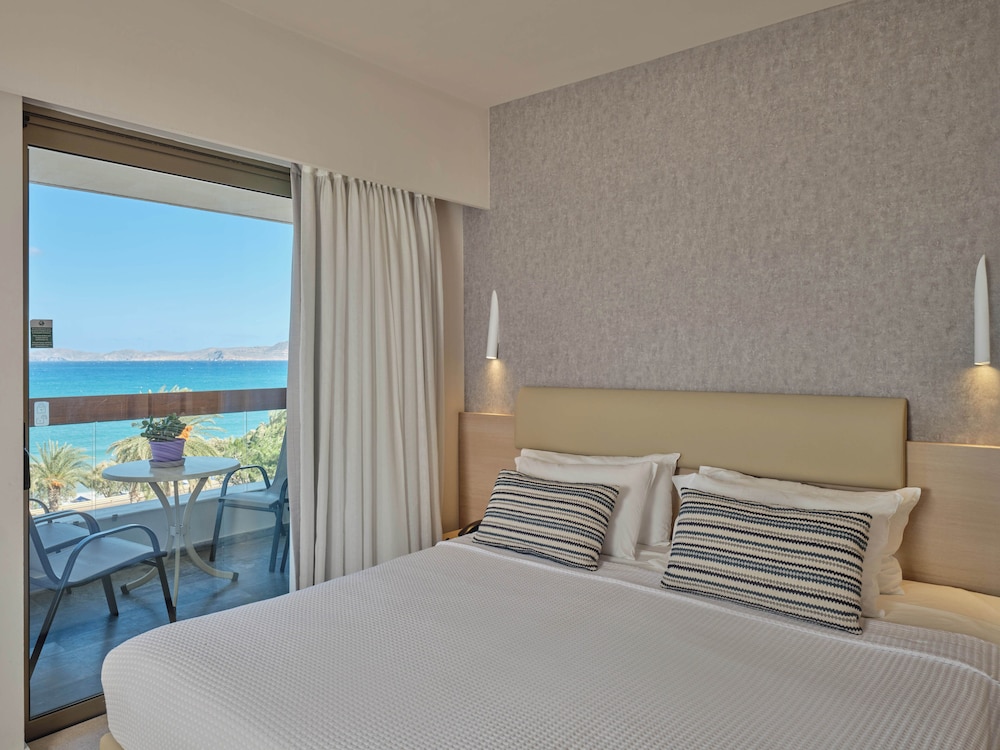 غرفة بسرير مزدوج أو سريرين منفصلين بإطلالة على البحر، Sitia Beach City Resort and Spa 8/10